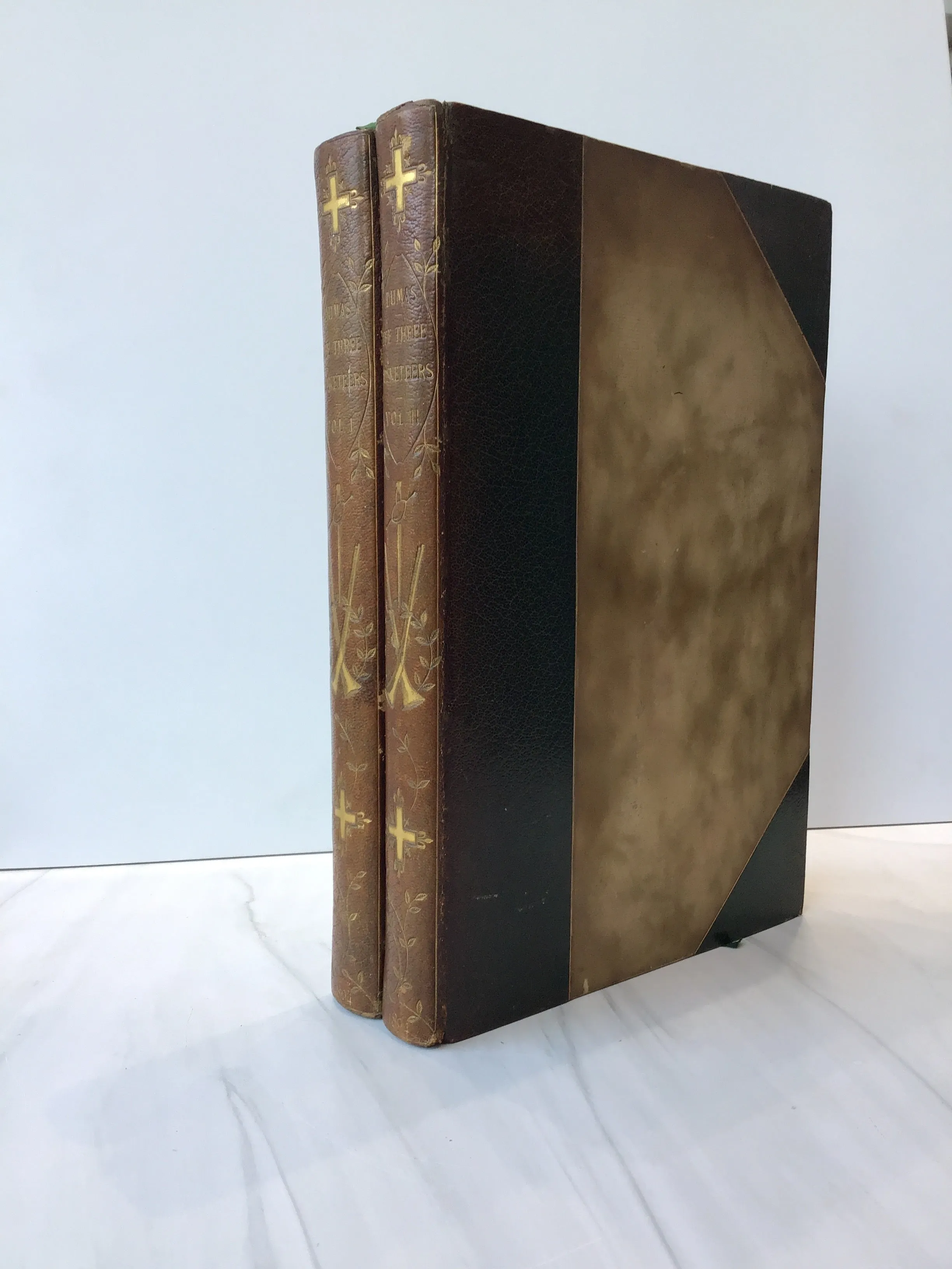 -The Three Musketeers 2 volumes*